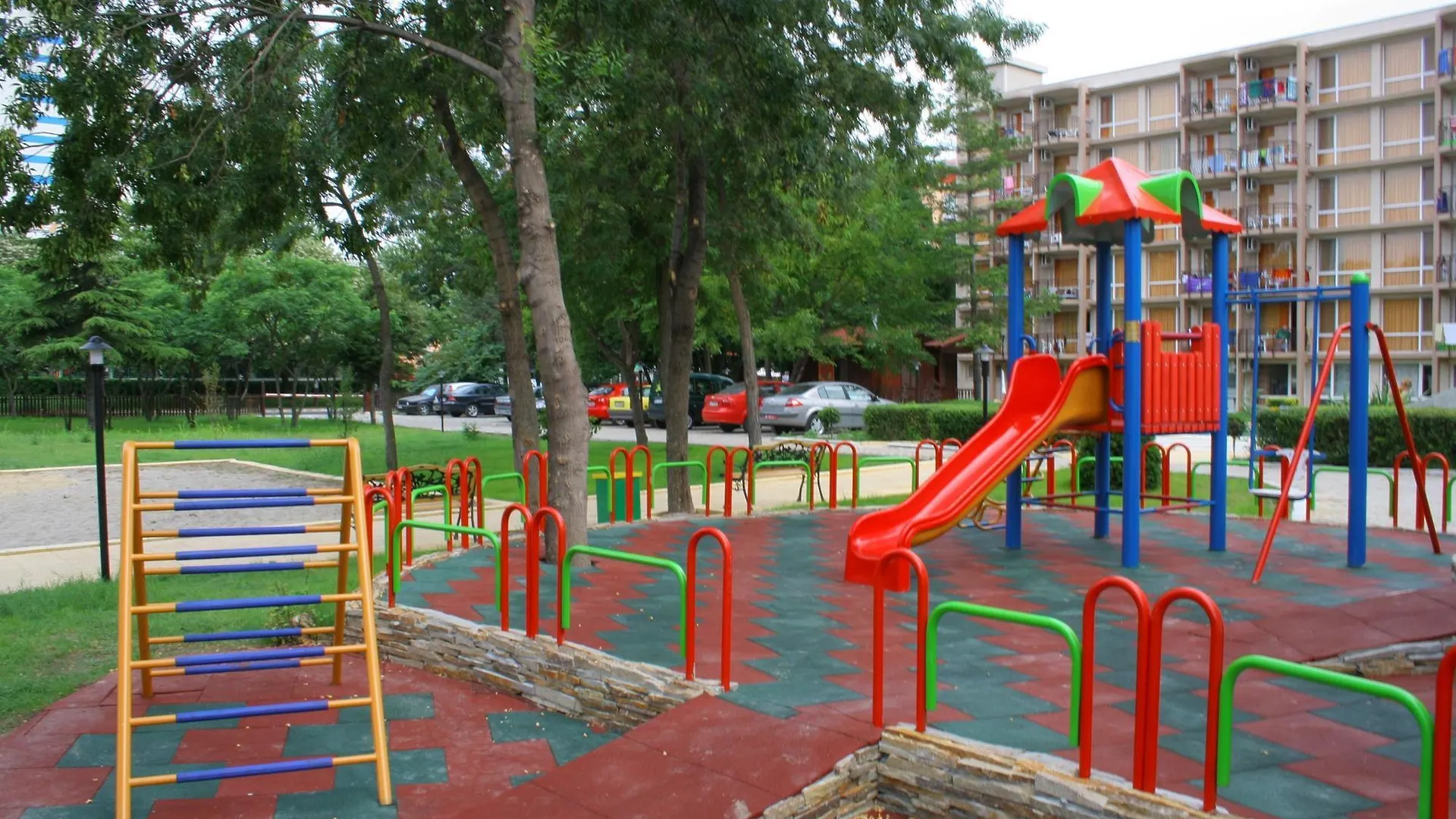 Hotel Iskar & Aquapark Sunny Beach