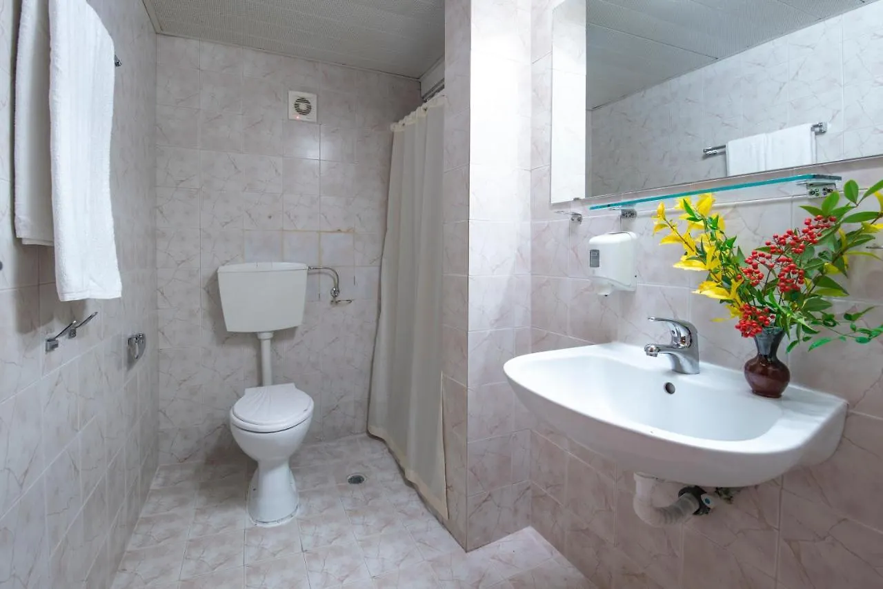 Hotel Iskar & Aquapark Slantchev Briag 3*,  Bulgarie